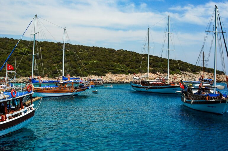 Availability of Transfers Between Didim and Bodrum