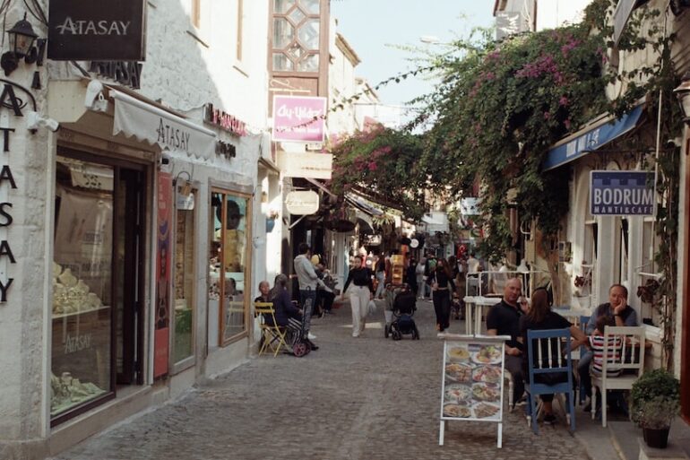 Izmir's Izmir Bazaar